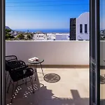 Apartment Elia Pýrgos