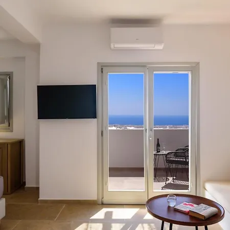 Elia Apartment *